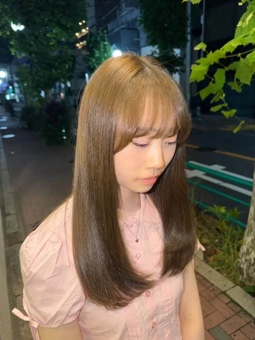 ロング カラー カット ヘアカラー ツヤ重視 ワンカラー🫧Mioのヘアスタイル