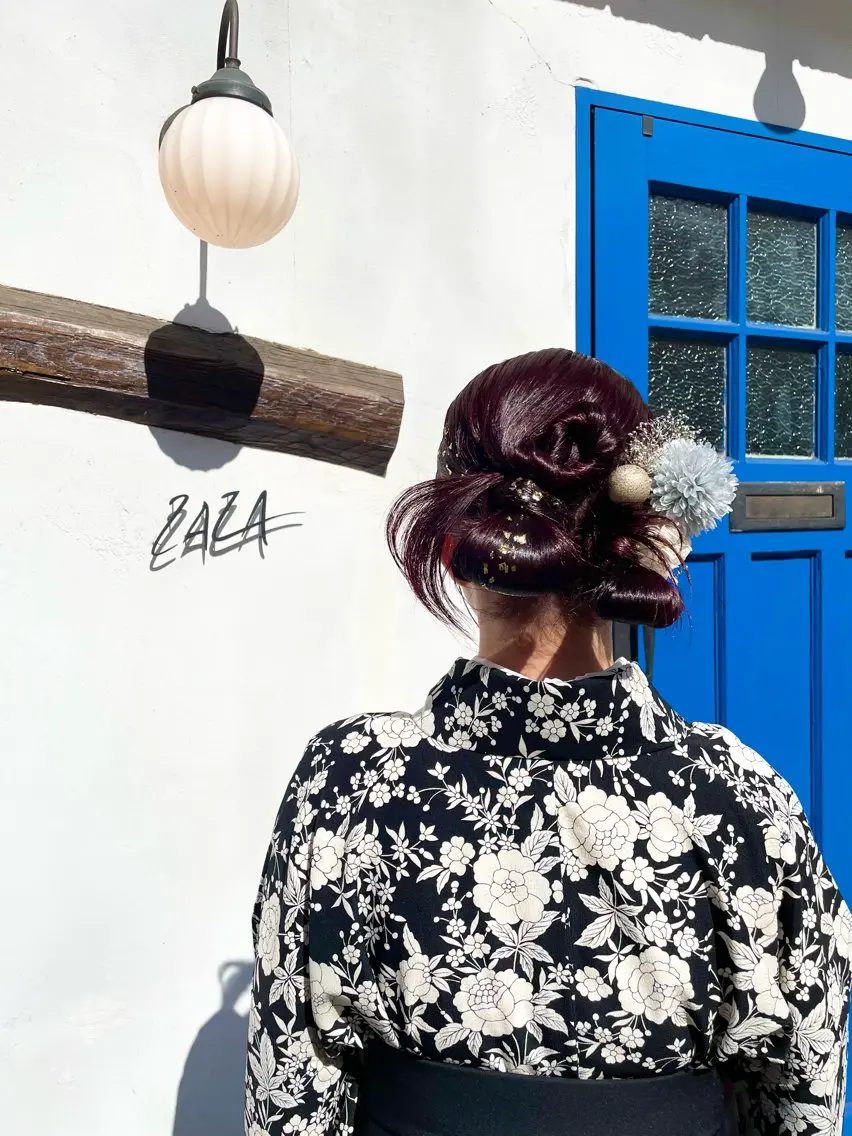 セミロング ヘアアレンジ ヘアセット ZAZA Wakaの眉毛・アイブロウイメージ