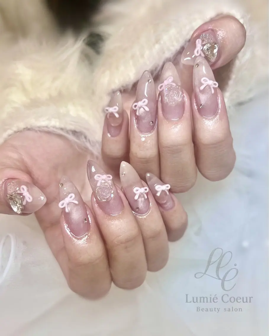 ネイル マグネットネイル リボン LumiéCoeur Nanaeのネイルデザイン