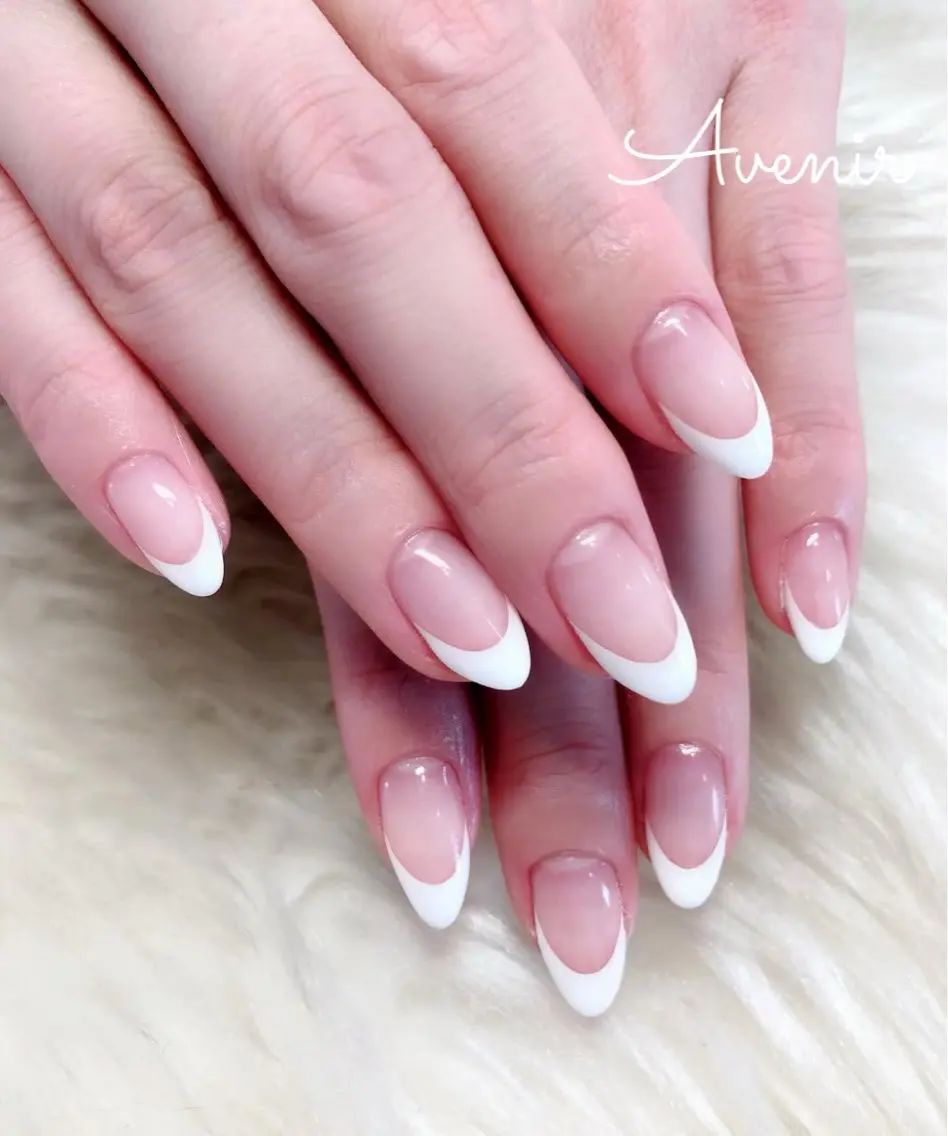 ネイル ハンドネイル Avenir 表参道 nail&eye予約のネイルデザイン