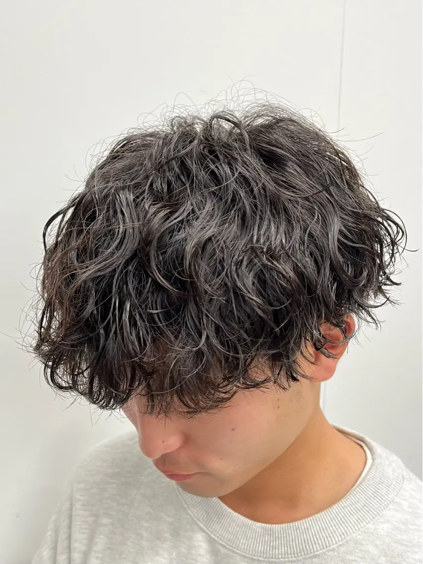 ショート パーマ メンズ メンズパーマ 波巻きパーマ 新潟メンズパーマ 新潟駅/小田拓実のヘアスタイル