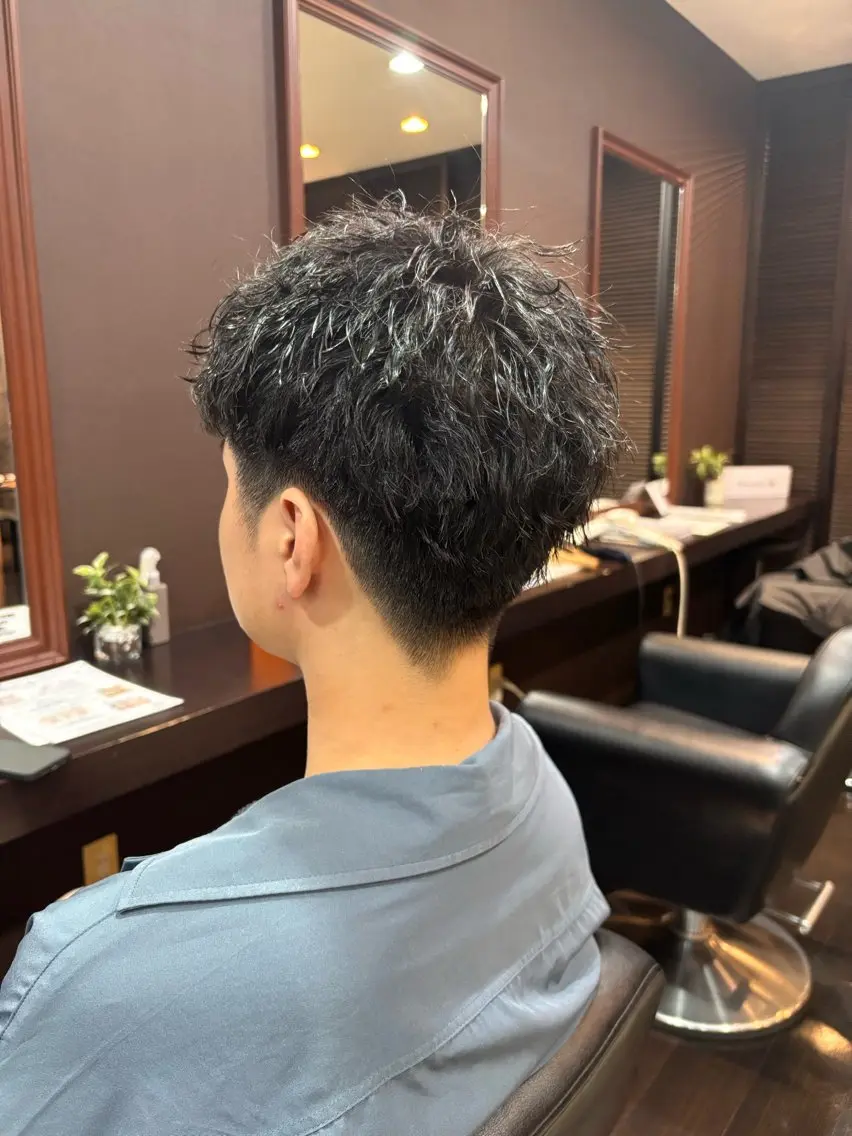 ショート パーマ メンズ ショートヘア カット パーマ 前之園 ひかるのヘアスタイル
