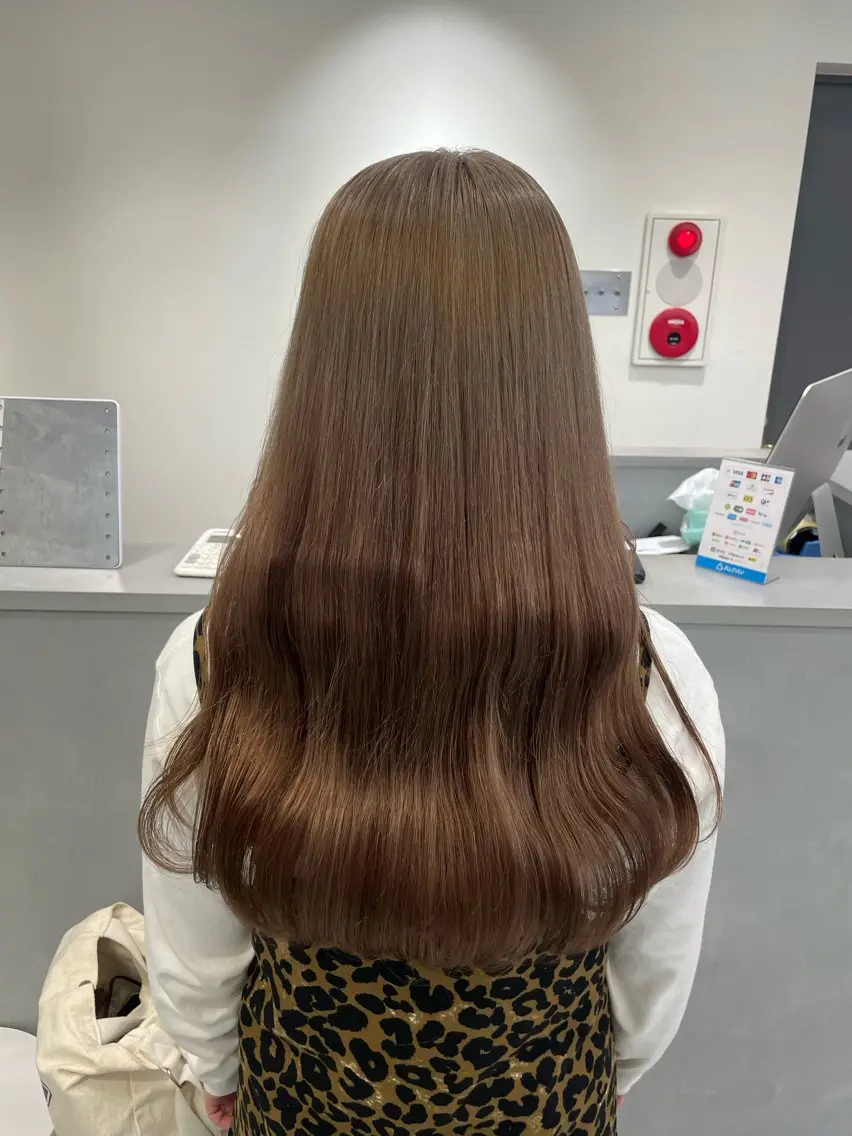 ロング ♡似合わせ ♡ハイトーン♡のヘアスタイル