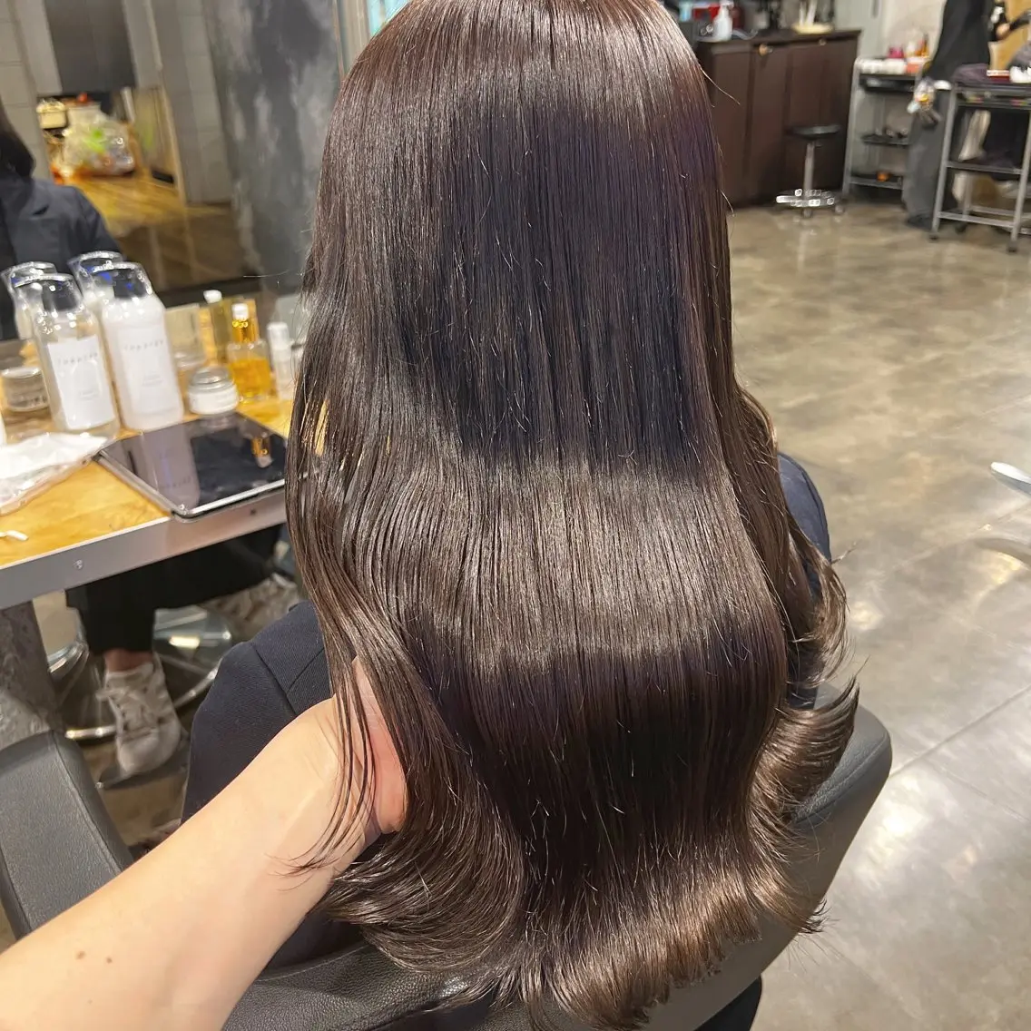 ミディアム カラー ヘアアレンジ ヘアカラー トリートメント ヘッドスパ ヘアセット 韓国風ベージュ🤎 赤みなし🌿横浜🤎のヘアスタイル
