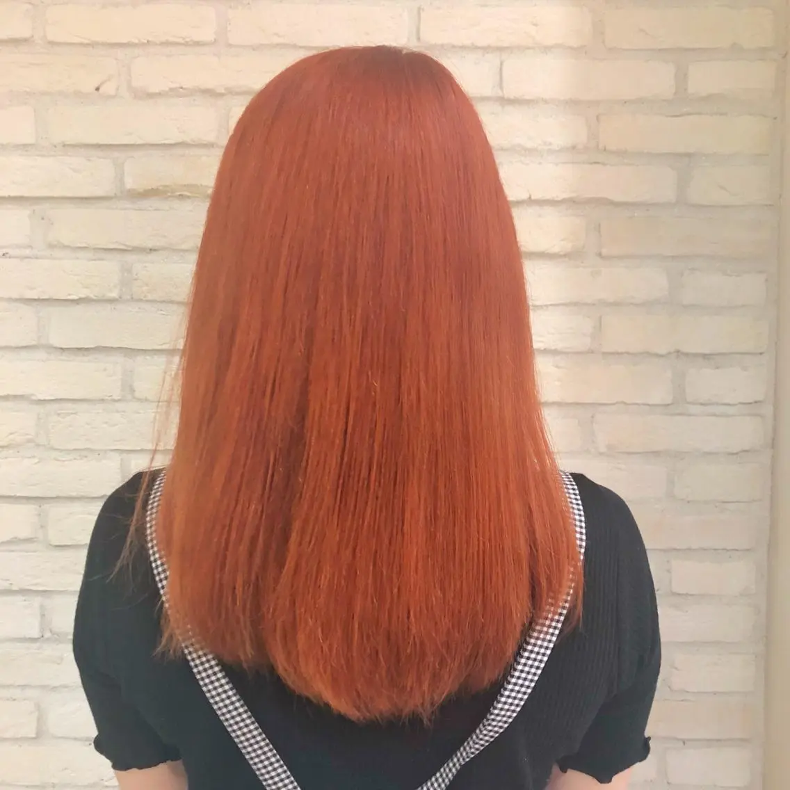 セミロング カラー オレンジ 韓国風ヘア 大平 美沙のヘアスタイル