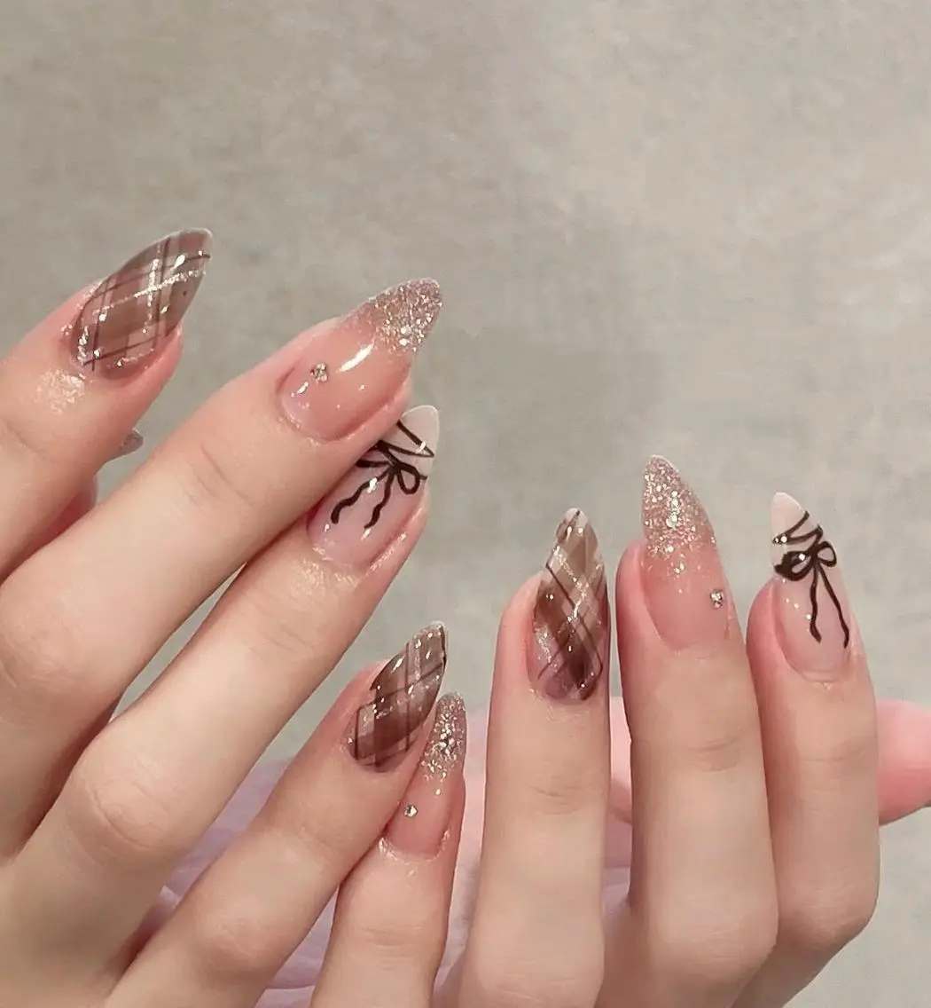ネイル 🎀lien nail🫧rioのネイルデザイン