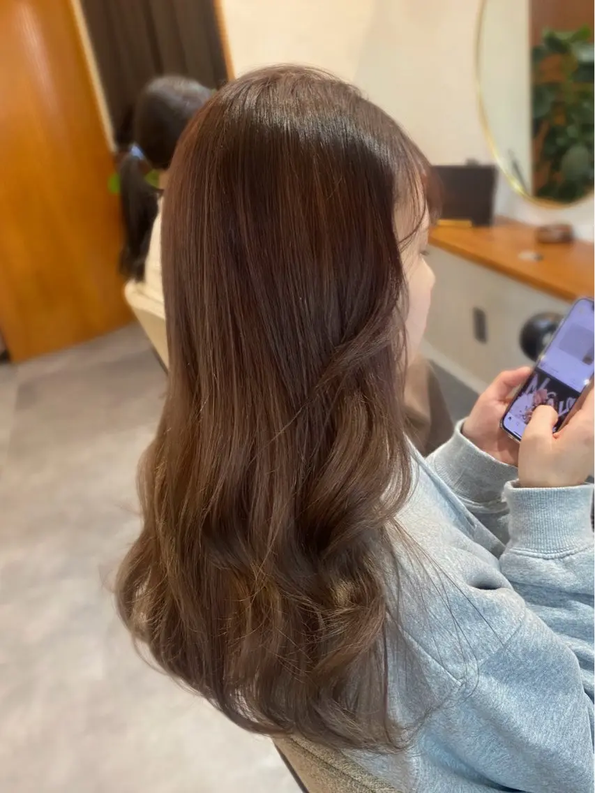 ロング カラー ピンクカラー 透明感カラー/韓国 ヘア🩶yuri🩵のヘアスタイル