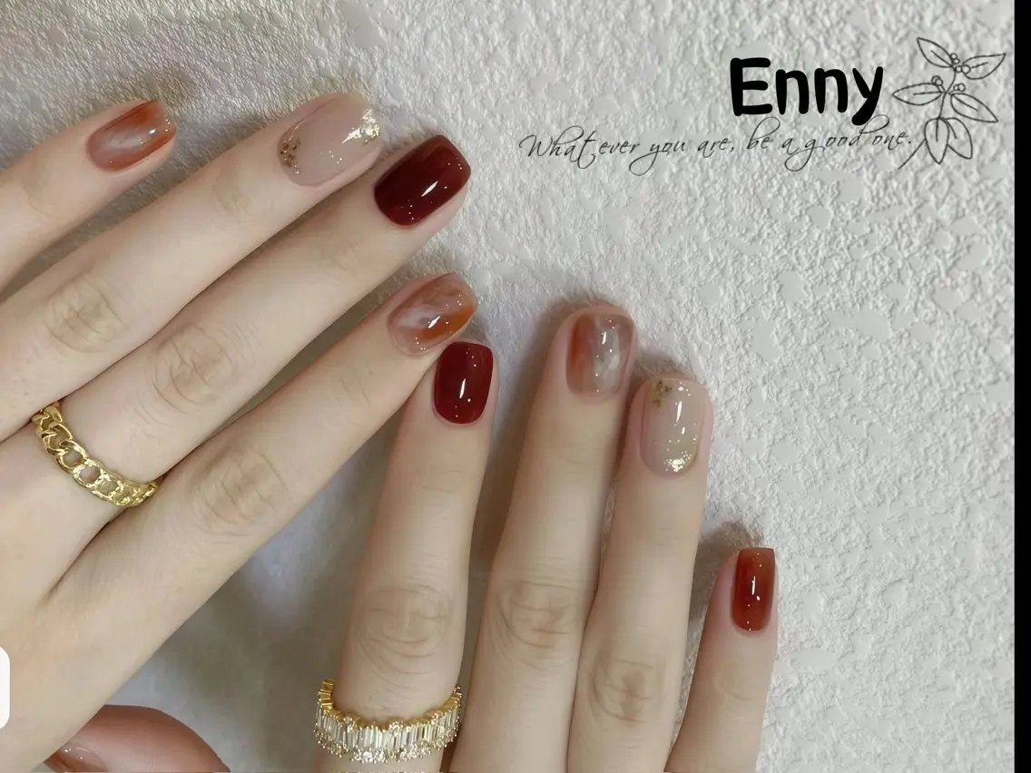 ネイル チークネイル フットネイル フレンチネイル ジェルネイル ガラスフレンチ ハンドネイル Enny nail salonのネイルデザイン