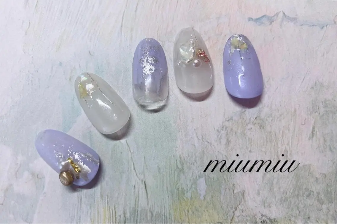 ネイル miu miuのネイルデザイン