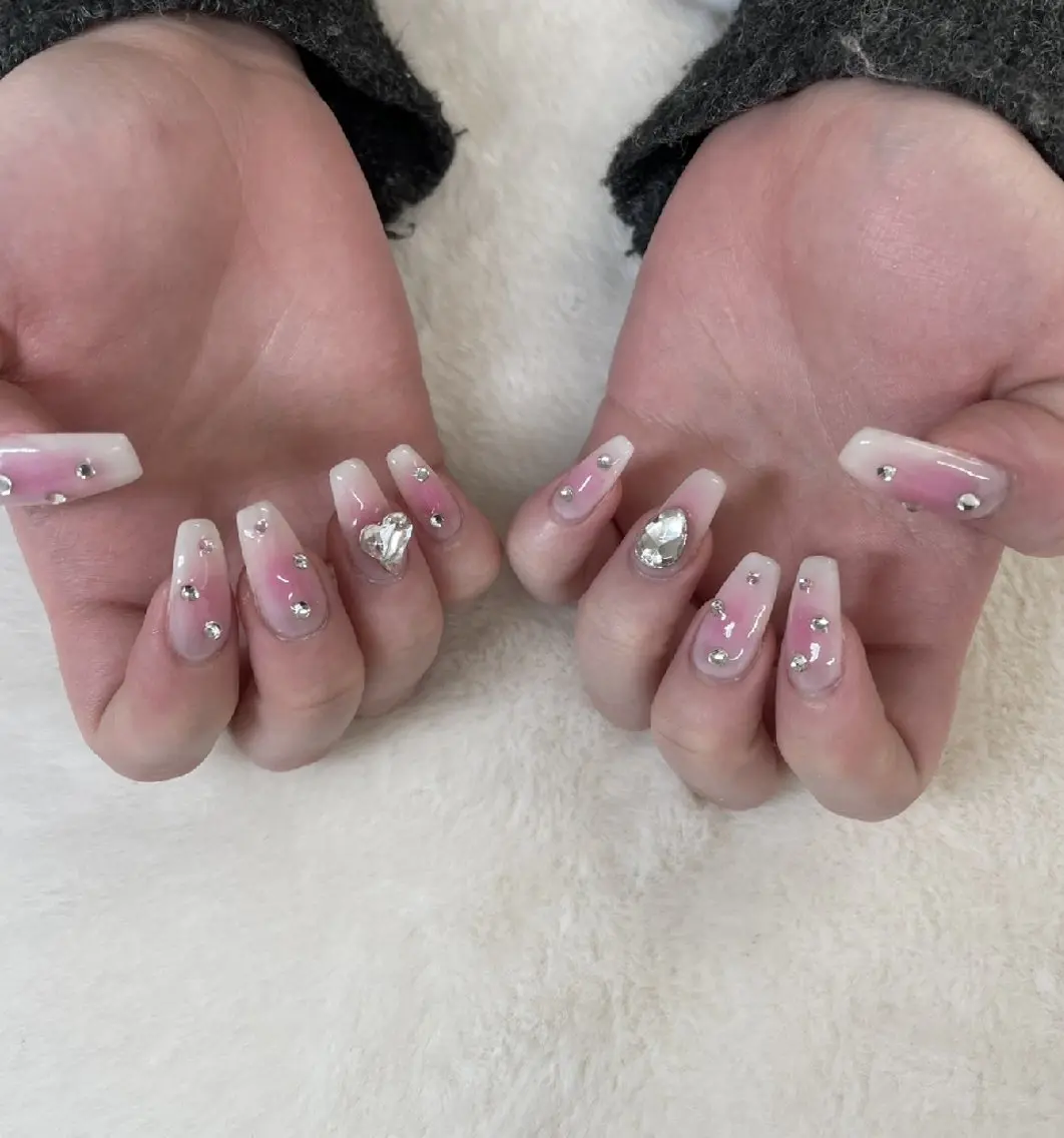 ネイル チークネイル ハート ワンホンネイル ハンドネイル ハンドケア 心斎橋Salon Epokkuのネイルデザイン