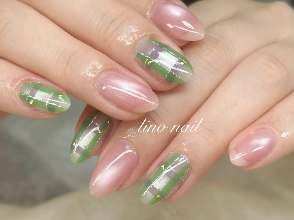 ネイル アートネイル チークネイル 成人式 入学式 長さ出し ハンドネイル Lino Nailのネイルデザイン