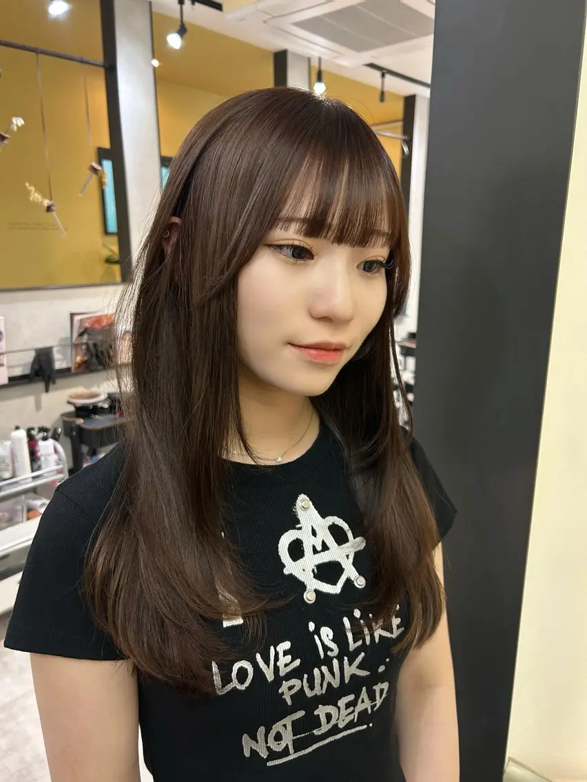 ロング カラー ロングレイヤー レイヤーカット ロング hubhair レイヤー/透明感のヘアスタイル