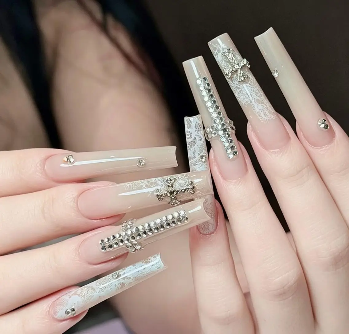 ネイル ハンドネイル ハンドケア 🍑 momo_nailのネイルデザイン