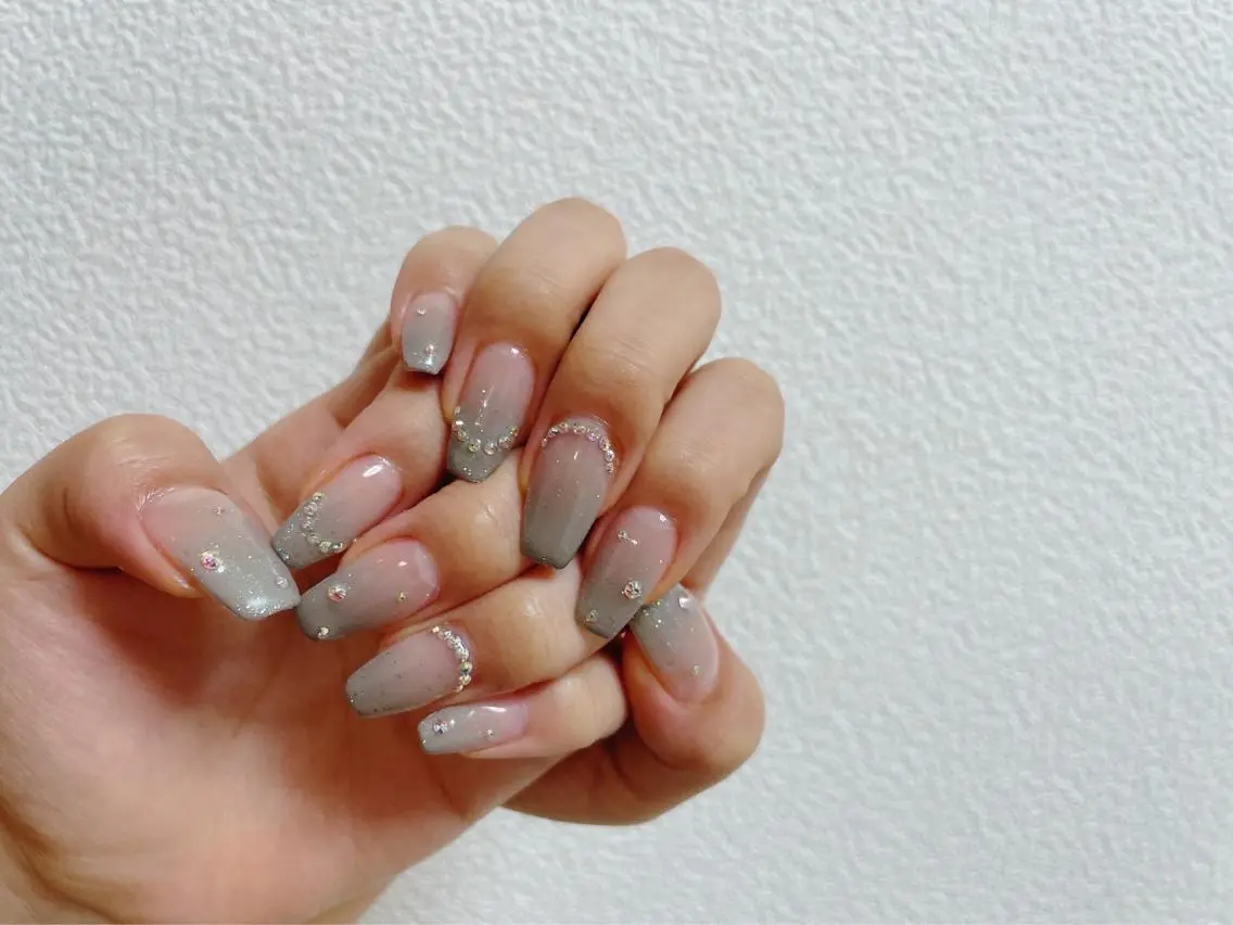 ネイル 桜ネイル フレンチネイル ジェルネイル ガラスフレンチ 韓国ネイル ハンドネイル kiki nail &brow二子玉川のネイルデザイン