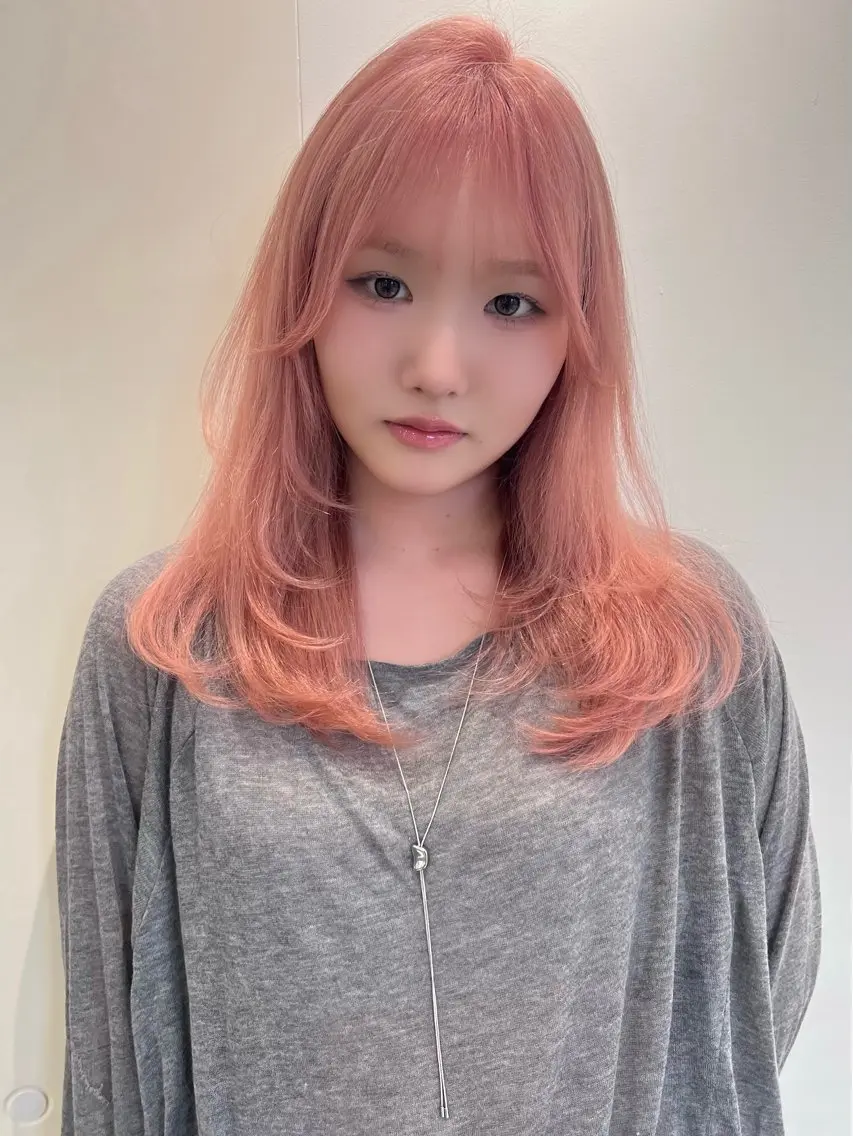 セミロング ボブ レイヤーカット ヘアカラー ツヤ髪🫧 新宿エリア✨ゆめのヘアスタイル