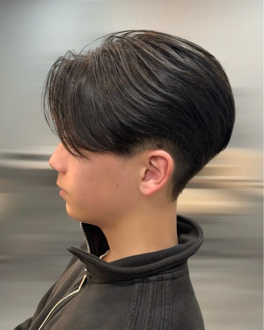 ショート パーマ メンズ センターパート 井ノ本 成海 /Wカラーモデル募集のヘアスタイル