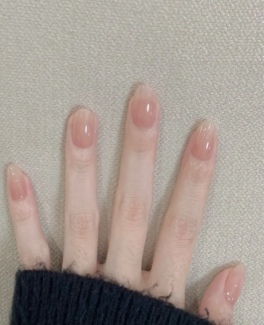 ネイル アートネイル オーロラネイル チークネイル フレンチネイル ガラスフレンチ ハンドネイル 🎀YooLi Nail salonのネイルデザイン
