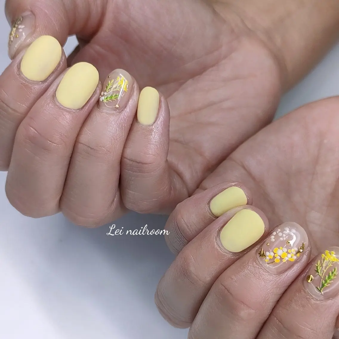 ネイル アートネイル マットネイル lei🌼 nailroomのネイルデザイン