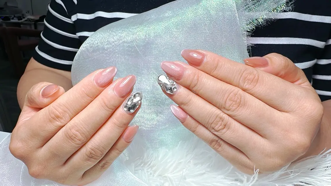 ネイル ハンドネイル Di'a nail ネイルサロンのネイルデザイン
