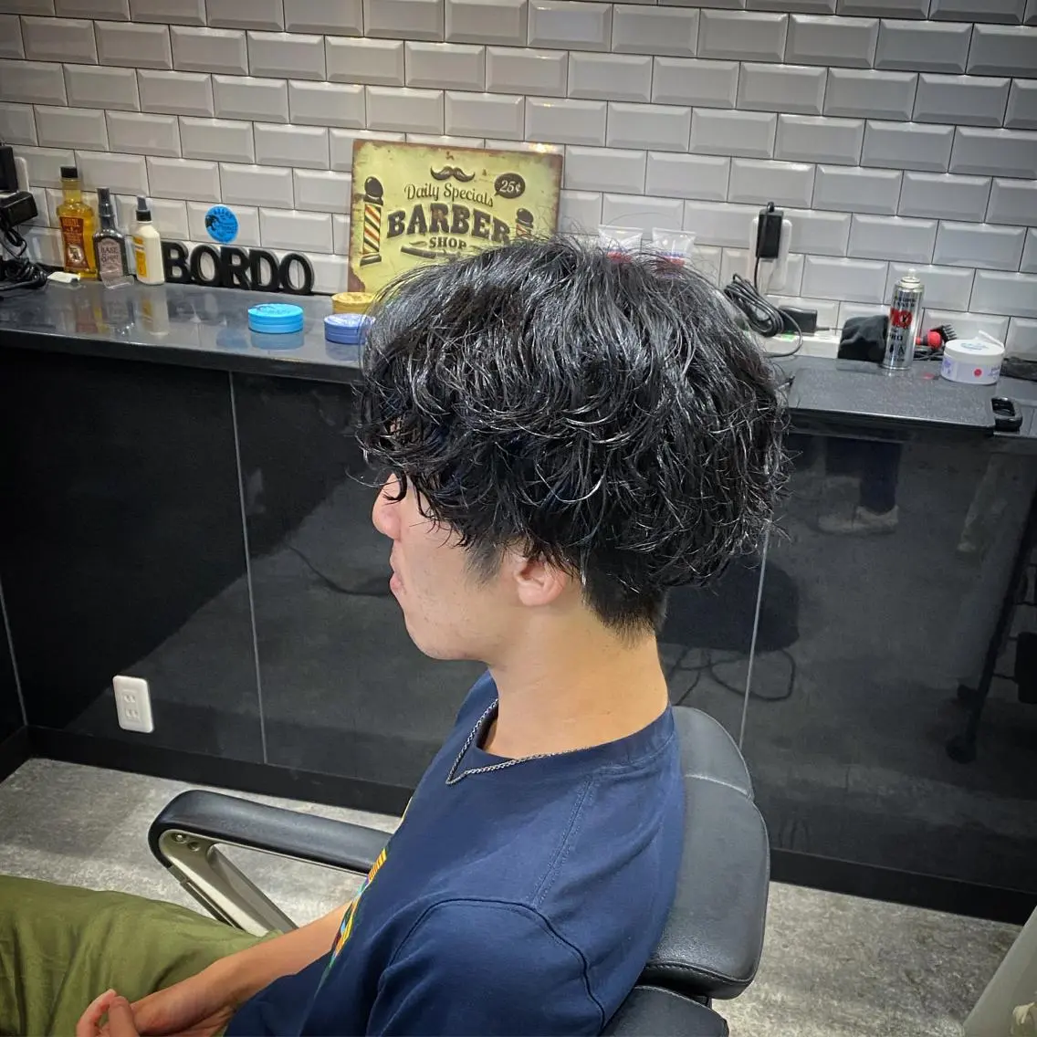 ショート パーマ メンズ フェードカット メンズパーマ スキンフェード ツイストスパイラルパーマ スパイラルパーマ パーマ 前田賢生 ご新規様はNGのヘアスタイル