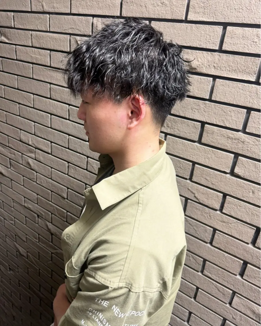 パーマ メンズ マッシュ メンズパーマ 刈り上げ 波巻きパーマ 志賀 あずみのヘアスタイル