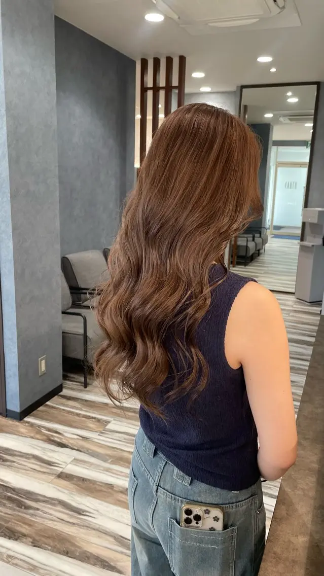 ロング ヘアカラー トリートメント 石戸 春菜のヘアスタイル