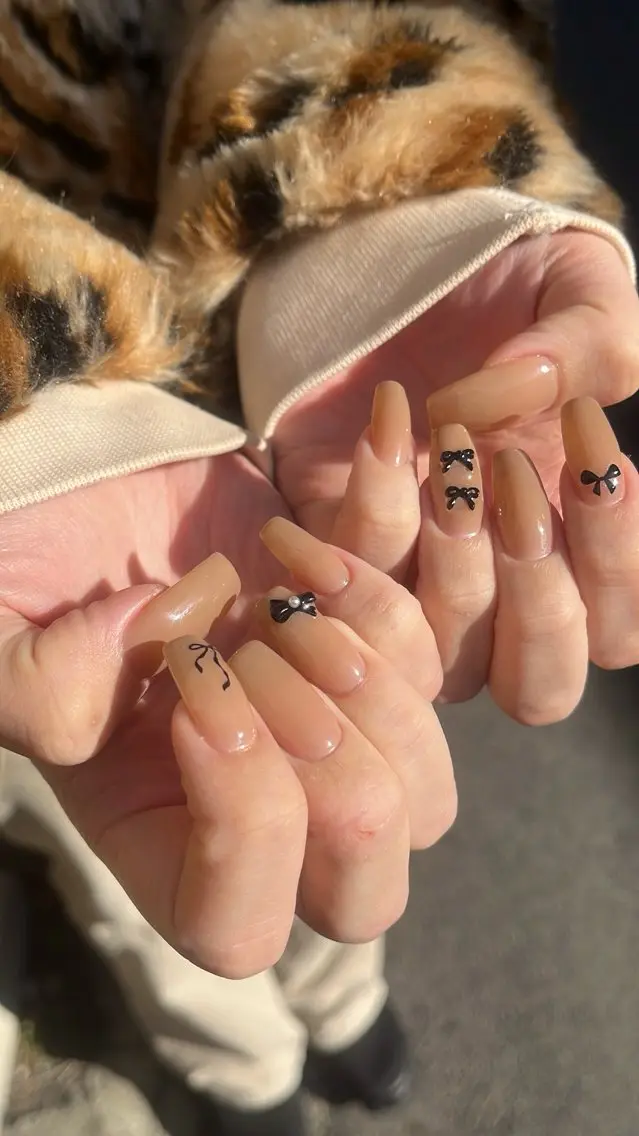 ネイル フラッシュネイル マグネットネイル ニュアンスネイル シンプルネイル バレンタイン SAKU nail 作島茜のネイルデザイン