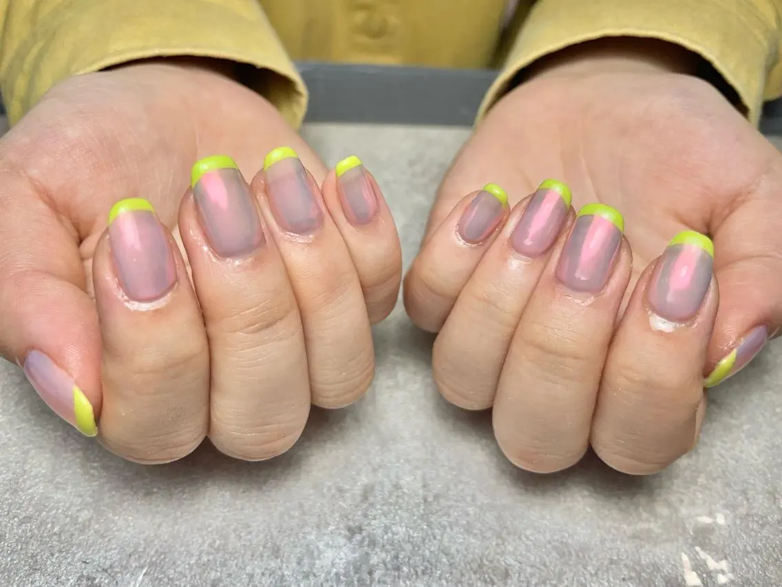 ネイル オーロラネイル 桜ネイル フレンチネイル ジェルネイル パラジェル BLANC.nail yuuのネイルデザイン