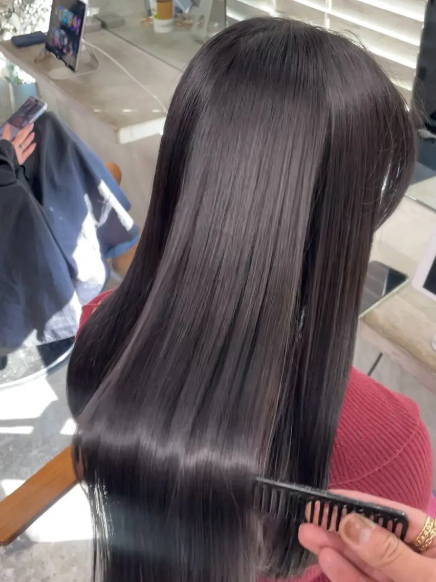【リクエスト予約限定✨】ダメージレス✨カット+髪質改善ストレート+アフタートリートメントの写真