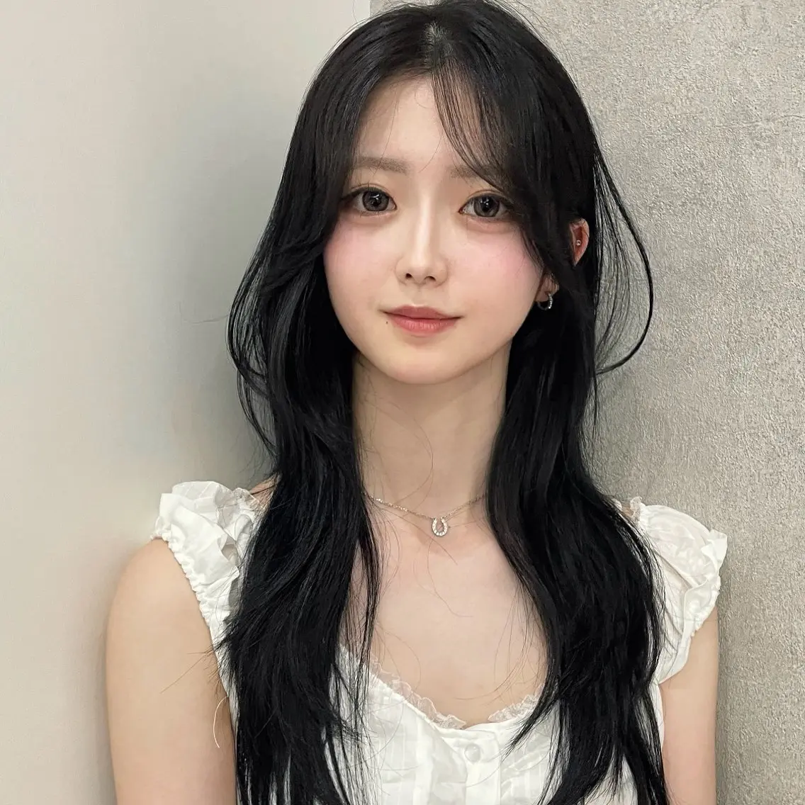 ロング カット ヘアカラー トリートメント ヘッドスパ ヘアセット ハッシュカット🖤✨ 顔周り/韓国ヘアのヘアスタイル