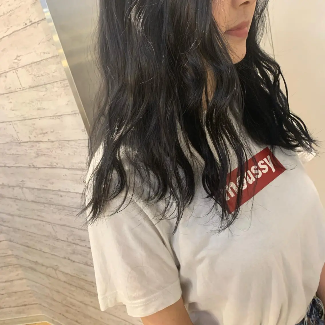 カラー ブルーカラー 透明感カラー 天野 利咲のヘアスタイル