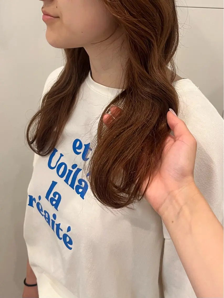 ロング カラー ブリーチ ブリーチなしカラー ヘアカラー フクシママユ / 柔らかカラーのヘアスタイル