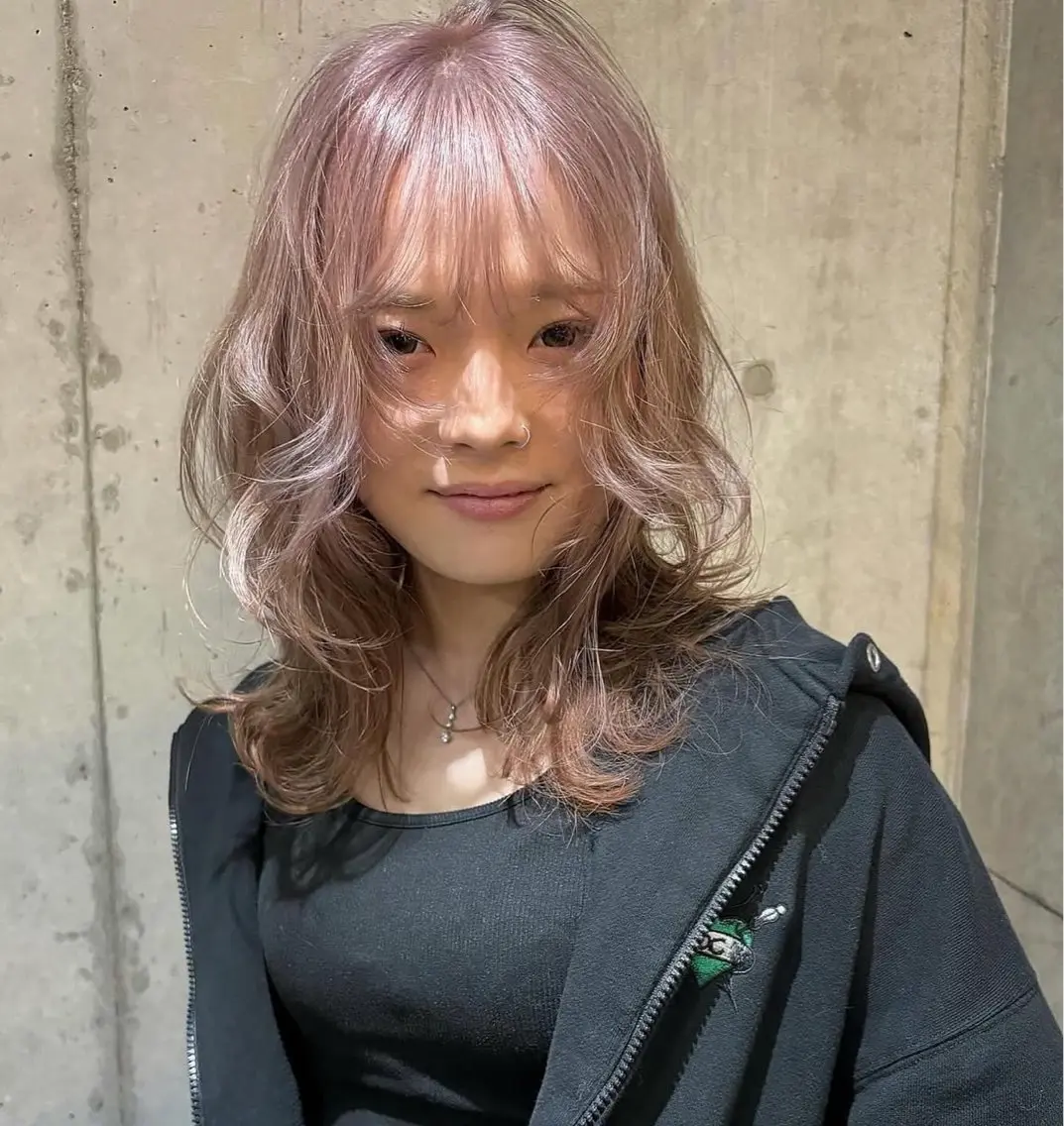 「サラサラまとまる艶髪へ」カット+(理想的質感へ)フローディアTRの写真