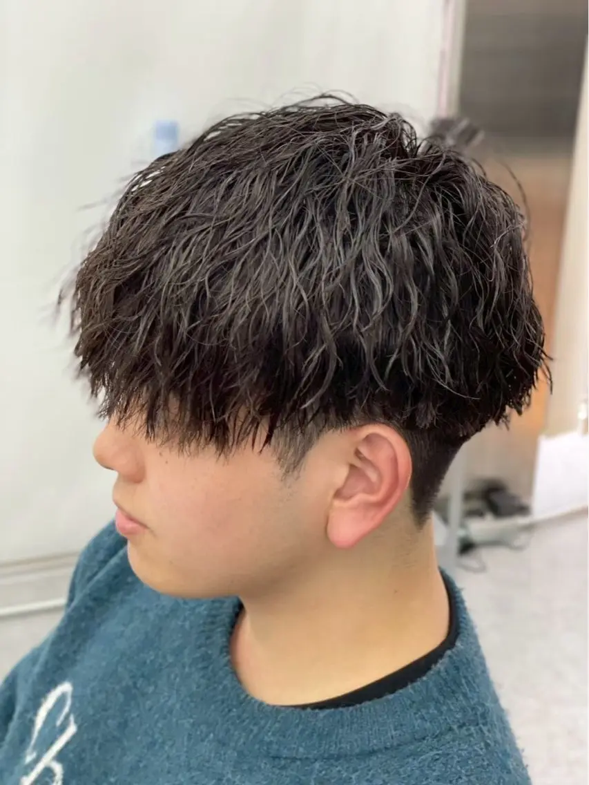 パーマ メンズ DEW 月子のヘアスタイル