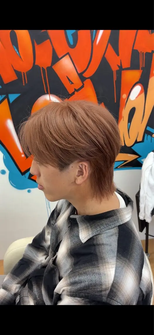 ショート カラー メンズ メンズブリーチ メンズハイトーン メンズ韓国風 ブリーチ ハイトーンカラー ヘアカラー レオ/ブリーチカラー 韓国風カラー/メンズのヘアスタイル