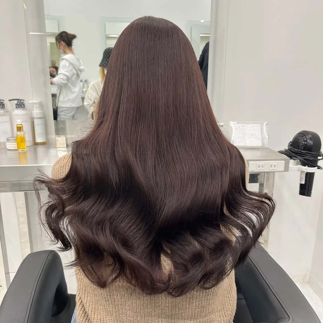 ロング カラー ヘアカラー トリートメント ヘッドスパ ヘアセット 🤍韓国艶ワンホン ヘアMayu🤍のヘアスタイル