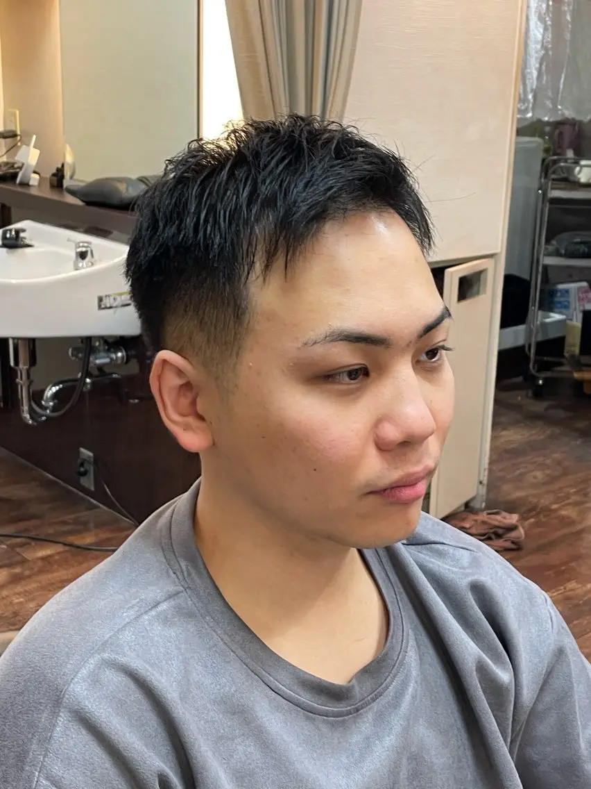 ショート メンズ ZANGIRI 根本のヘアスタイル