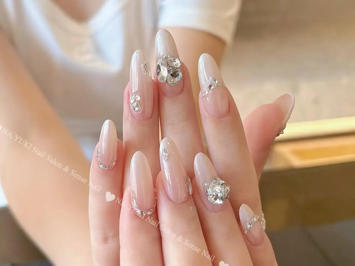 ネイル Mina. 🦢のネイルデザイン