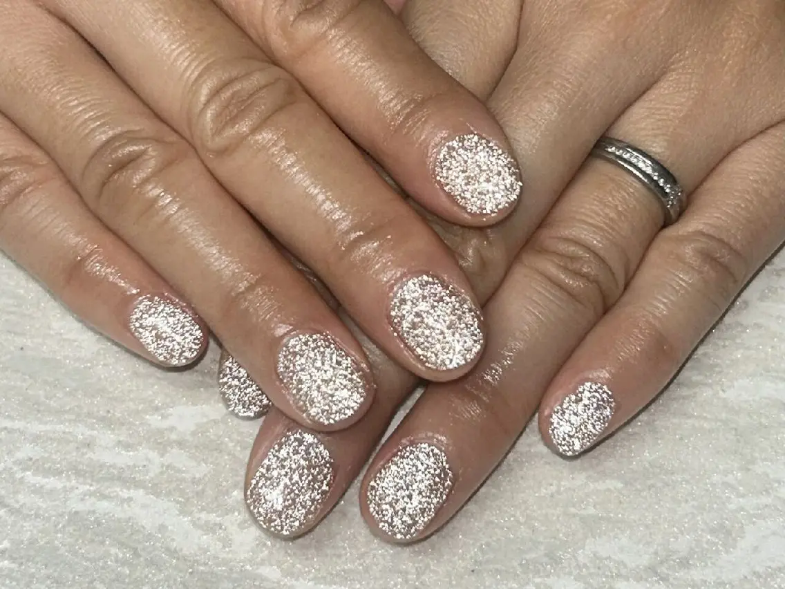 ネイル フラッシュネイル 韓国ネイル マグネットネイル ニュアンスネイル JULIE NAILのネイルデザイン