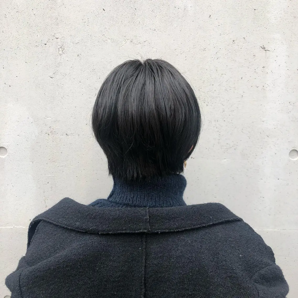 ショート カラー ネイビーカラー ショートヘア カット ヘアカラー トリートメント 酸性縮毛矯正🧴韓国 レイヤー/髪質改善のヘアスタイル