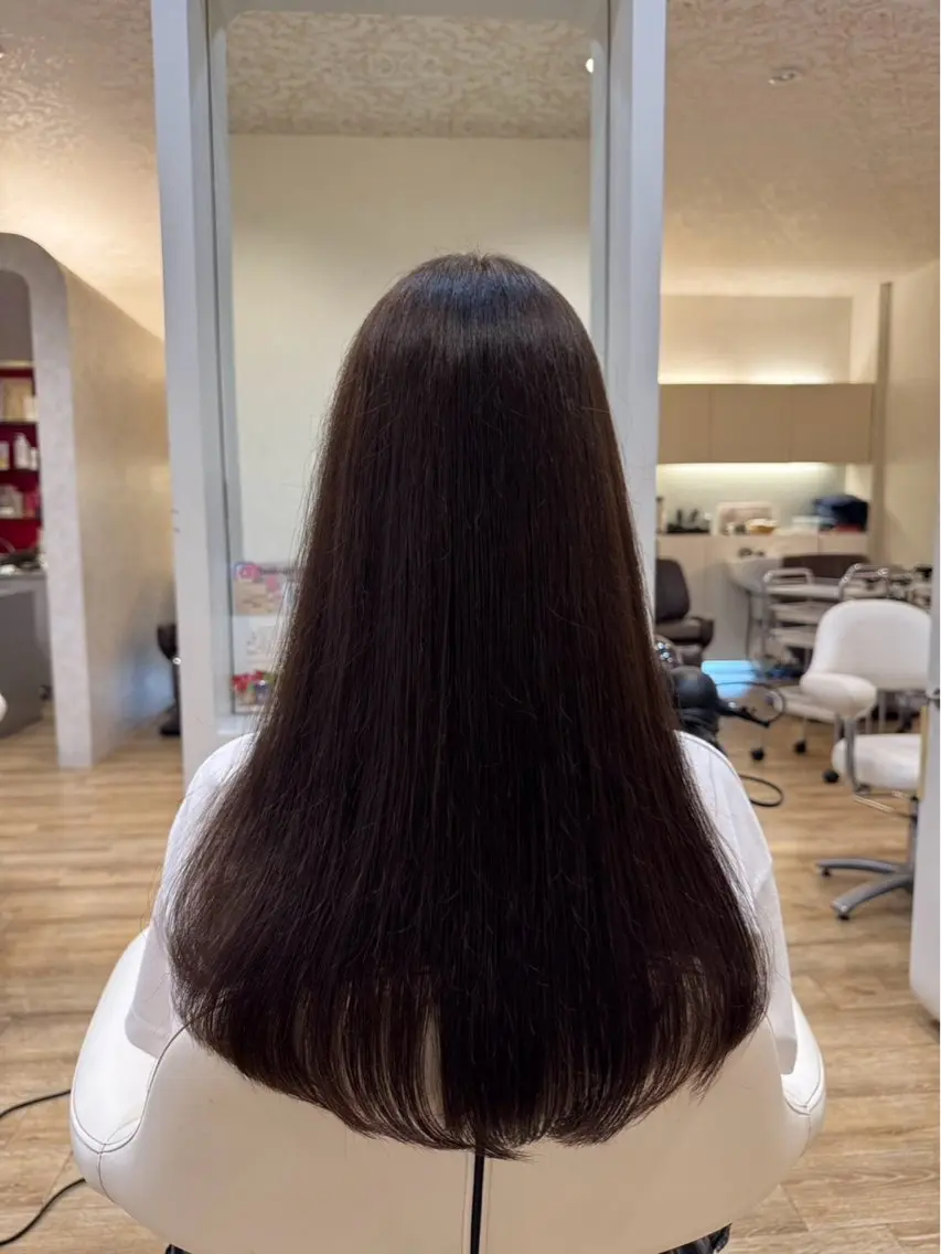 ロング カット トリートメント 三木 絵未奈のヘアスタイル