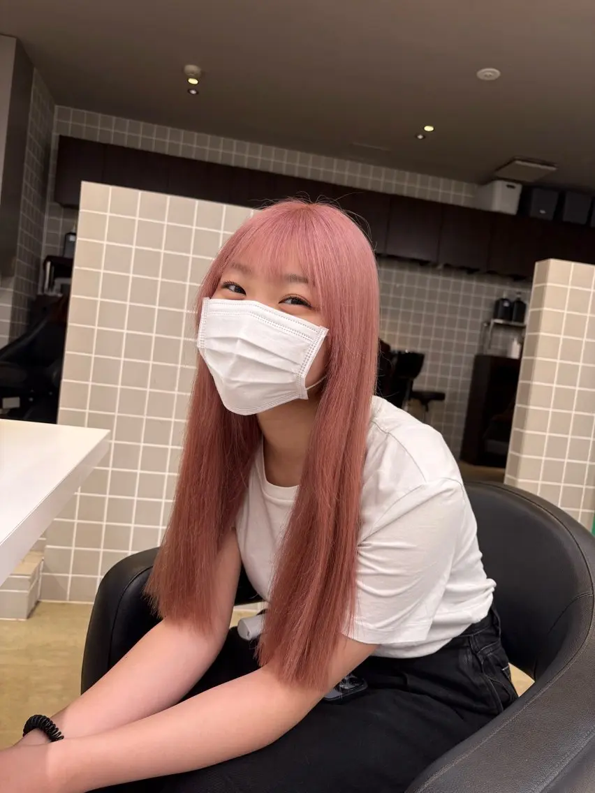 カラー ヘアカラー トリートメント 透明感ベージュ🤎 ナチュラルレイヤーのヘアスタイル