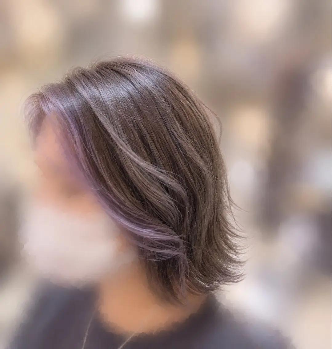 カラー CORAL めぐのヘアスタイル