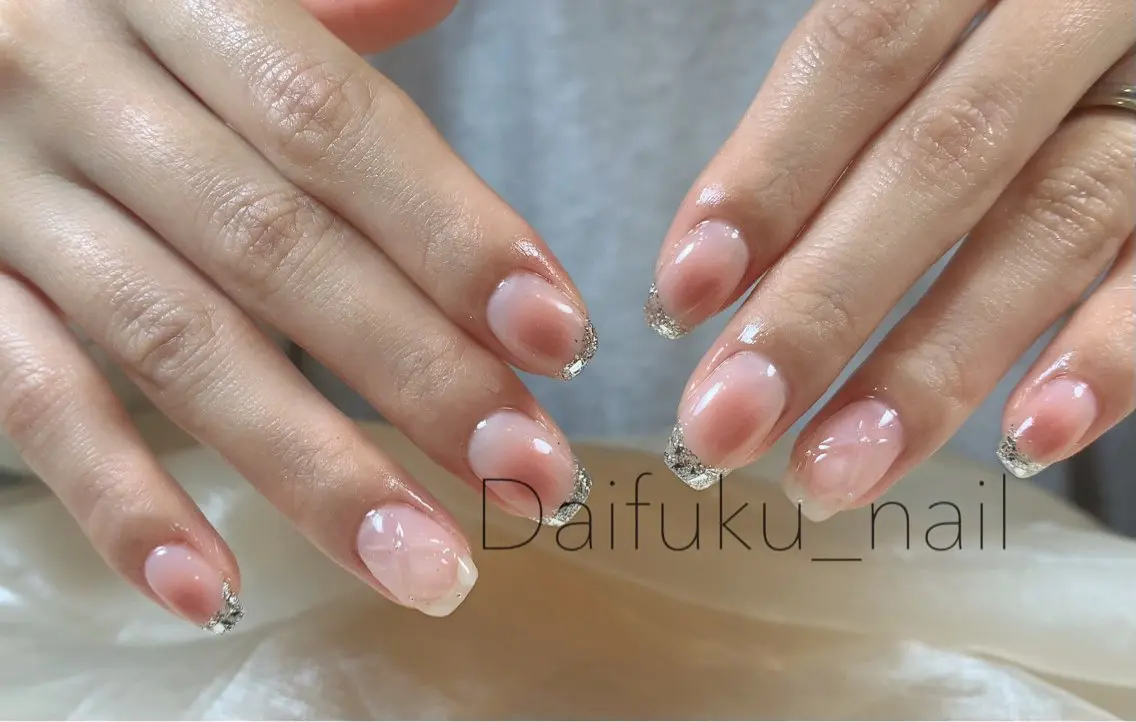ミディアム ハンドネイル Daifuku nailsのネイルデザイン