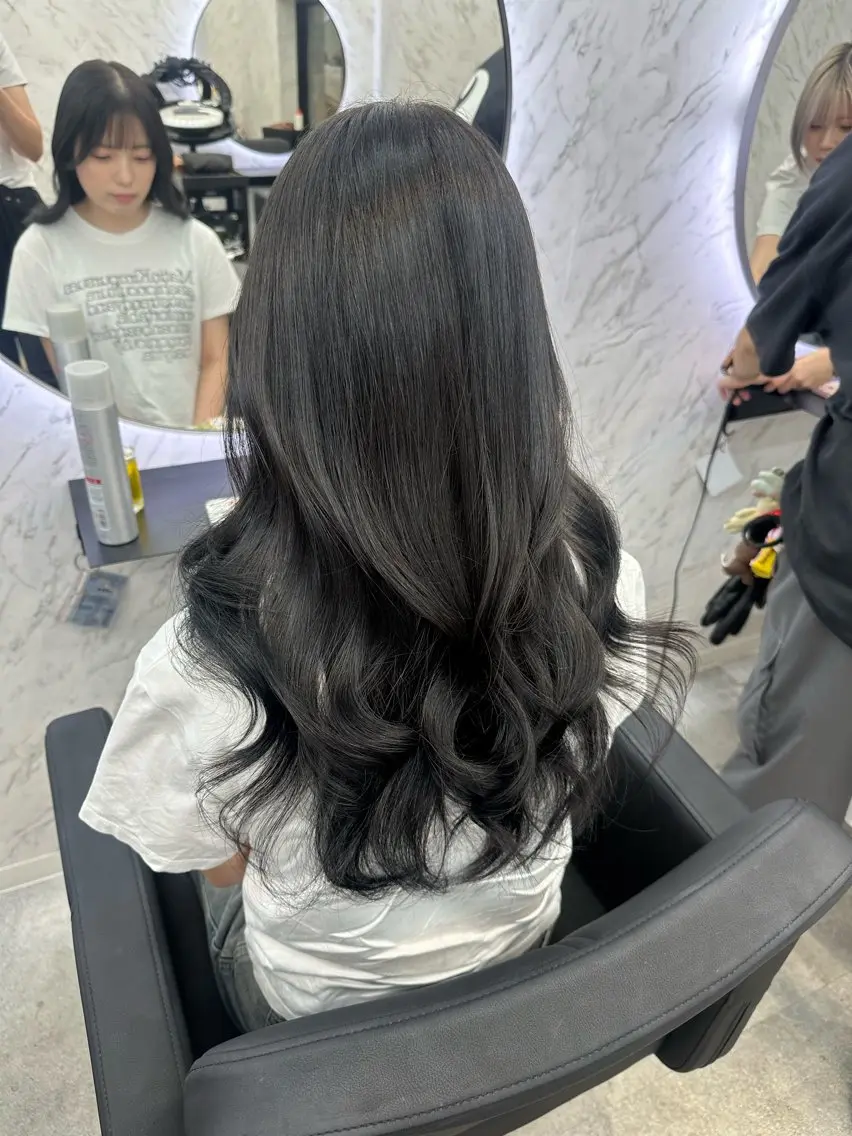 ロング カラー 遠藤沙也加 /レイヤーカットのヘアスタイル