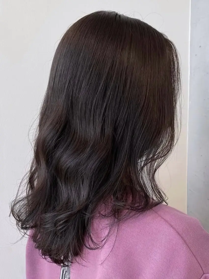 ミディアム カラー カット ヘアカラー トリートメント nu ✧︎*。のヘアスタイル