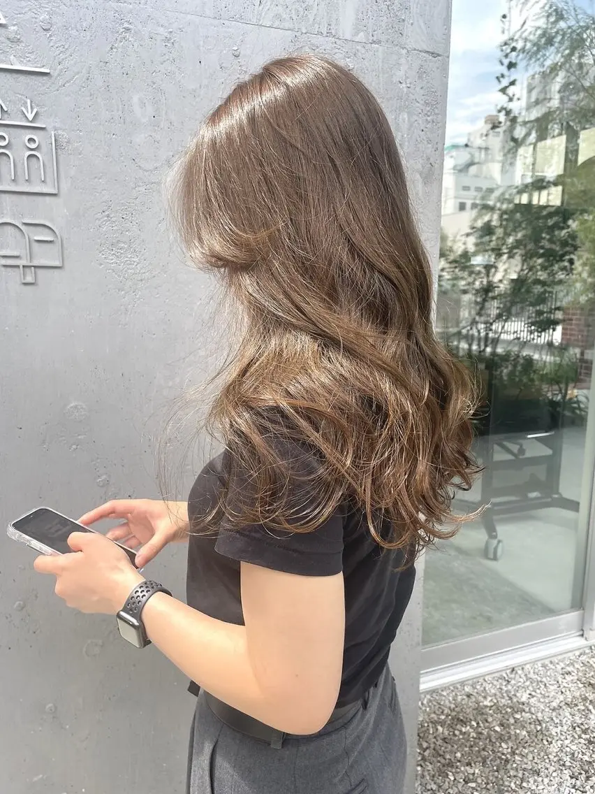 カラー ベージュカラー オリーブベージュ 中村 真珠のヘアスタイル