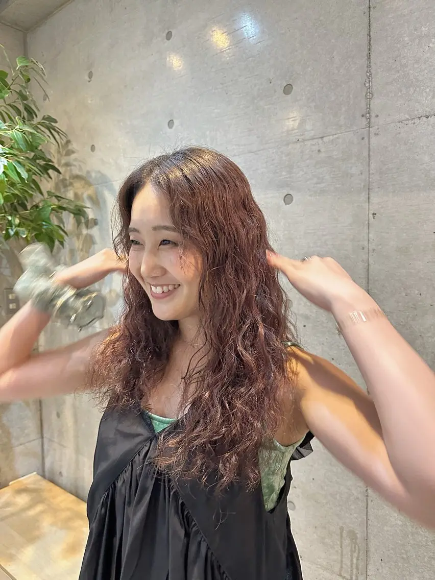 ロング パーマ カット パーマ トリートメント 🌀お洒落パーマ／ 髪質改善／たいき🌀のヘアスタイル