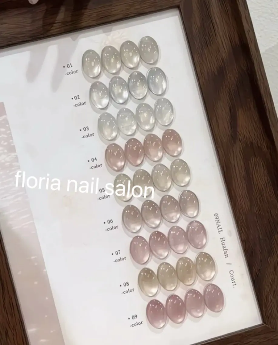 ネイル アートネイル チークネイル フラッシュネイル フレンチネイル ガラスフレンチ ハンドネイル Floria ユイのネイルデザイン