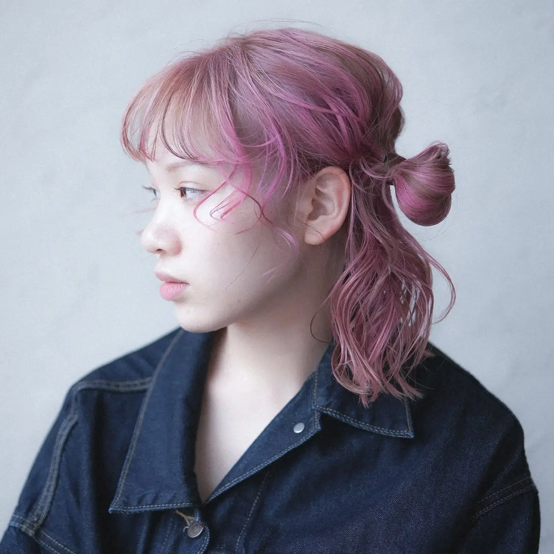 ミディアム カラー ヘアアレンジ 顔周りカット カット ヘアカラー トリートメント ｍｅｉ .のヘアスタイル